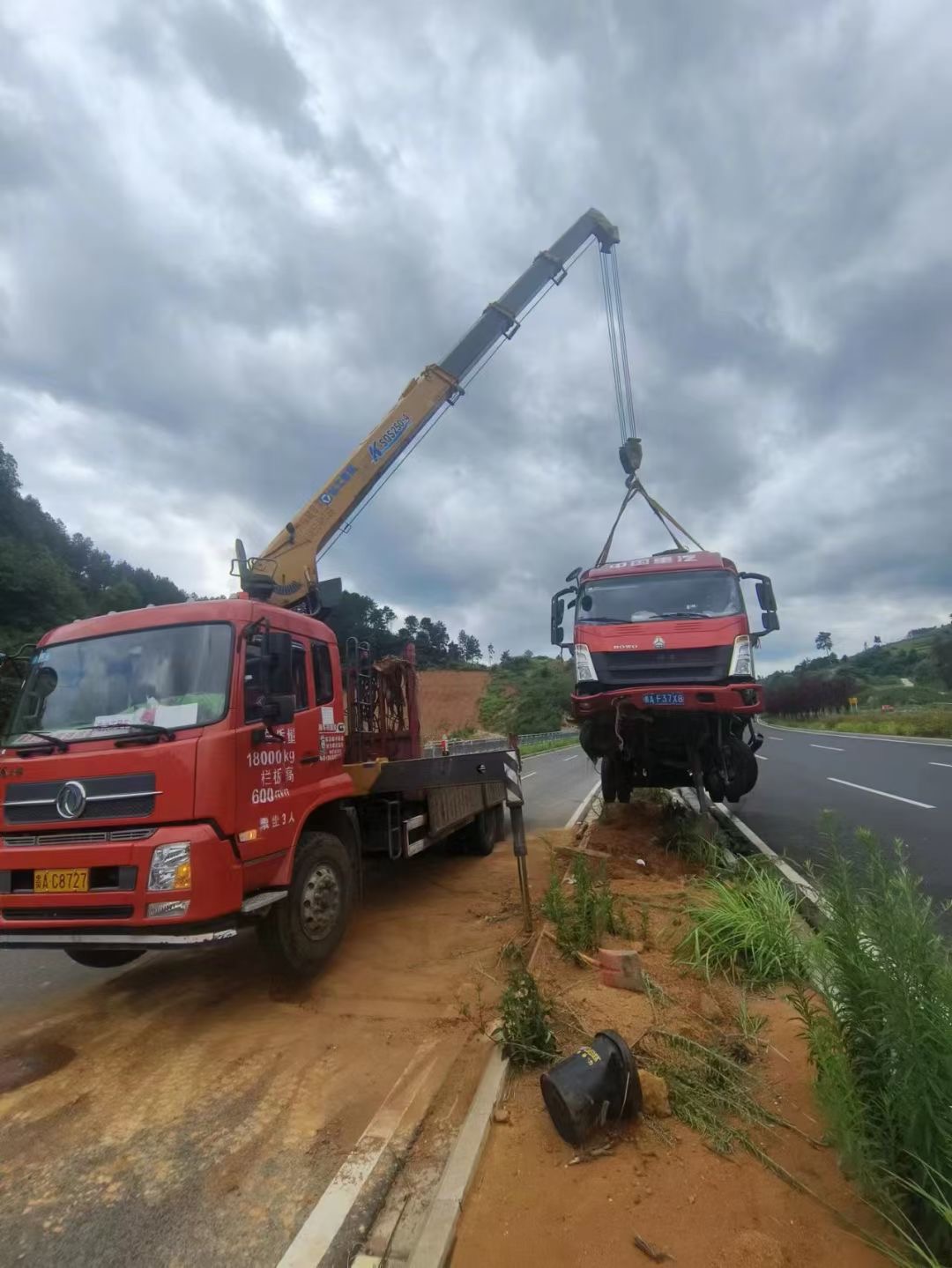 锡山区吊车出租公司在日常生活中对吊车要怎样检查